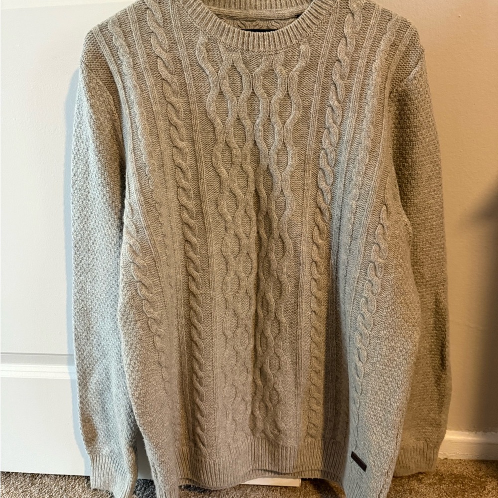 Barbour Men's Light Gray Cable Knit Crewneck Sweater